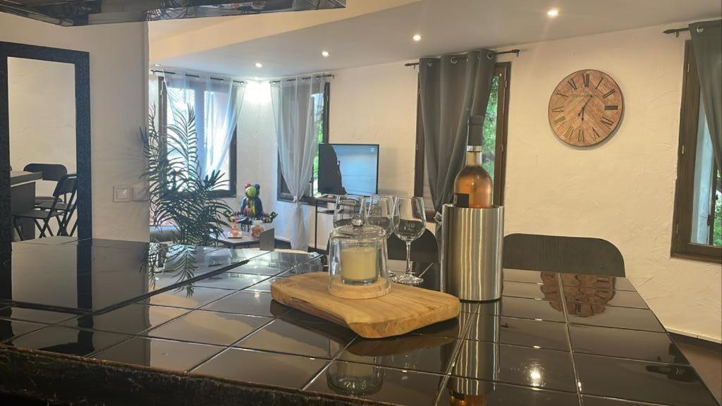 Appartement T3 La Madrague/ Les Calanques มาร์กเซย ภายนอก รูปภาพ